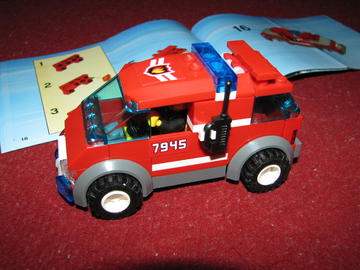 tűzoltóparancsnoki autó (7945 része)