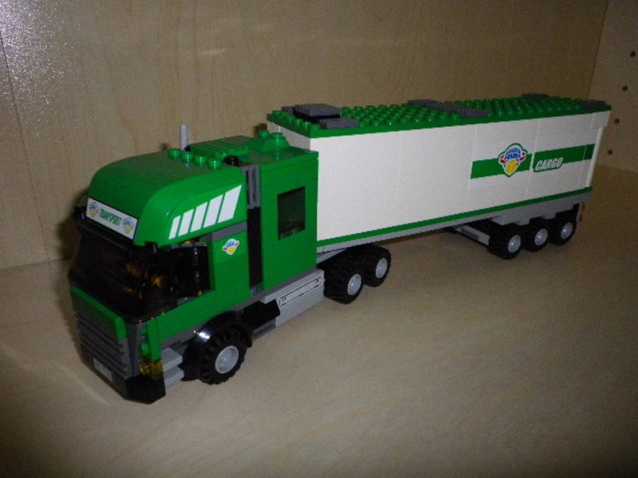 LEGO® City Cargo Kamion másképp
