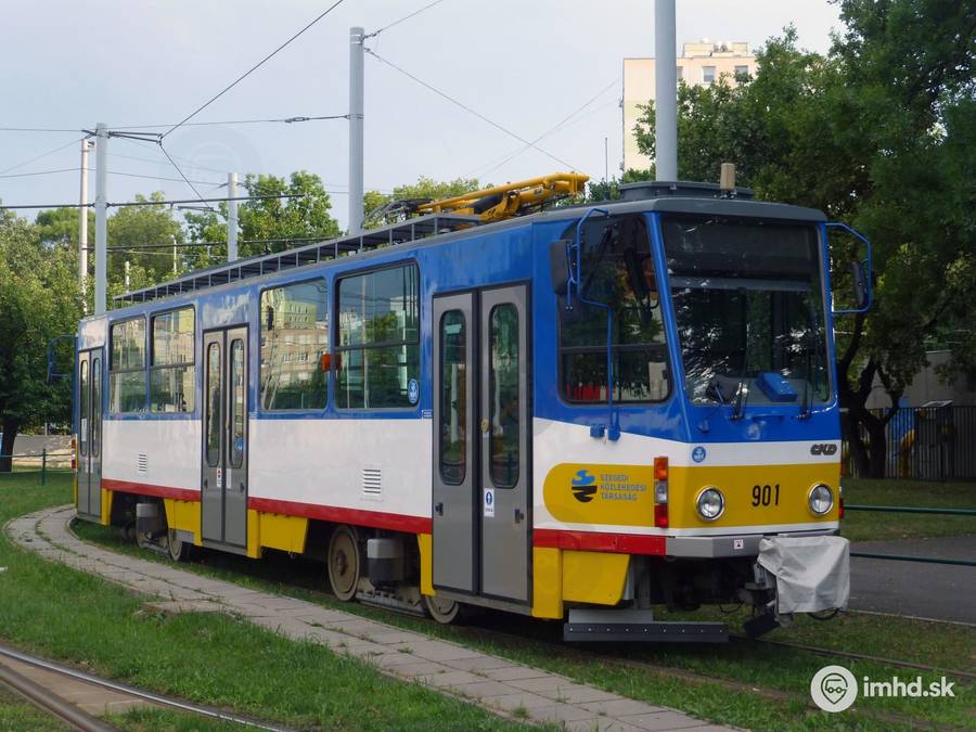 Tatra T6A2H villamos