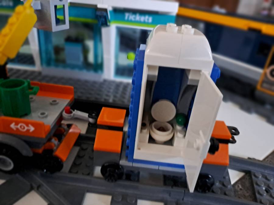 Lego vonatok terep asztalon