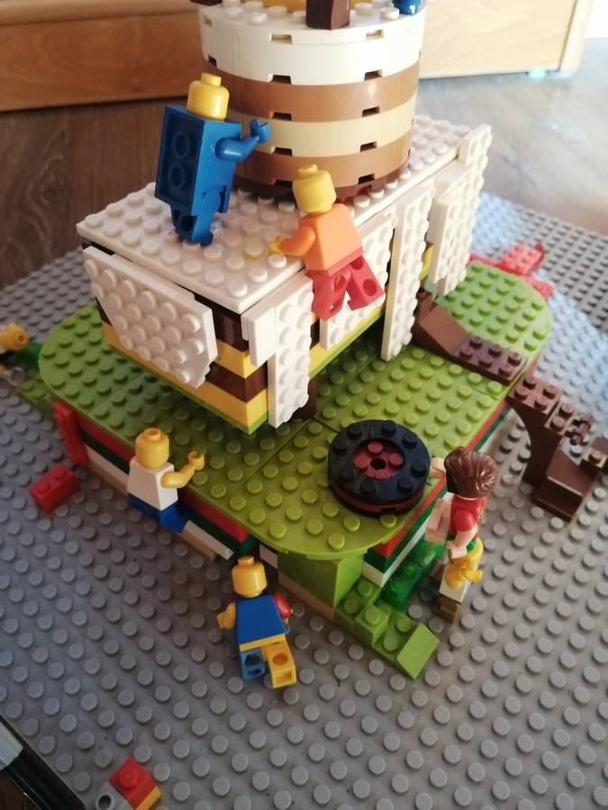 LEGO torta fesztivál