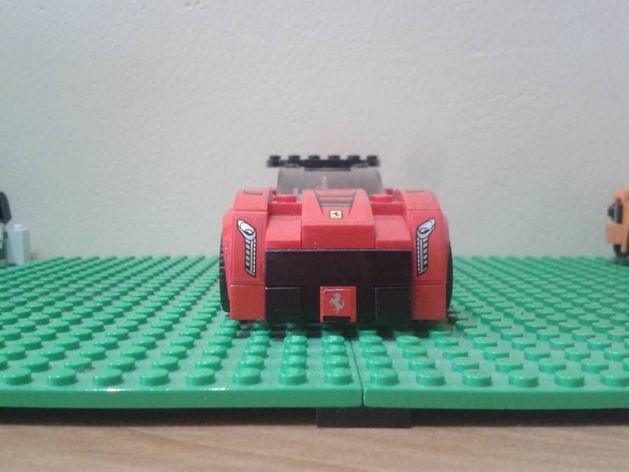 Ferrari 2080