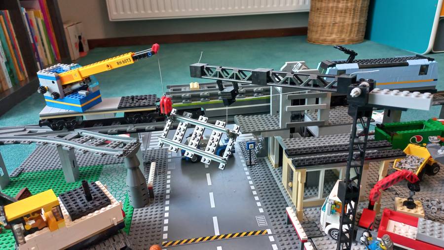 Intermodális csomópont építése lego cityben