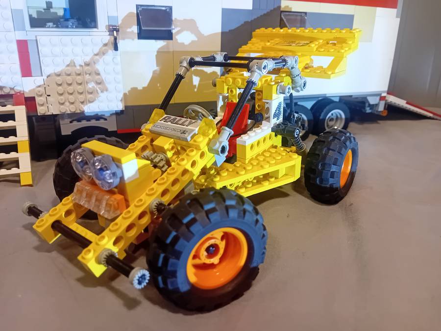  Chevrolette 3100 és egy triál autó