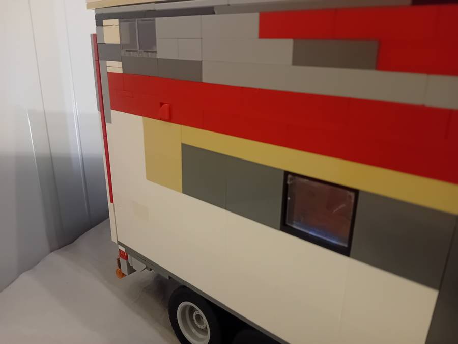  Chevrolette 3100 és egy triál autó