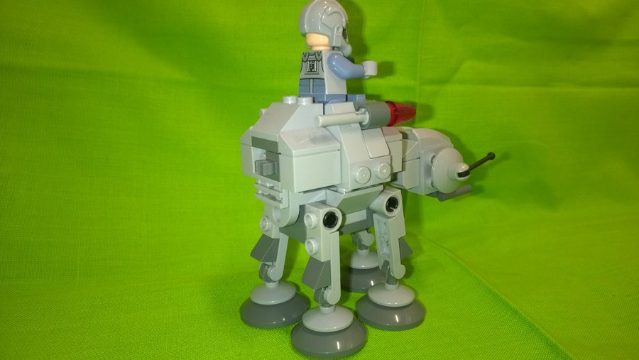 SCI-FI 1. AT-AT (Star Wars)