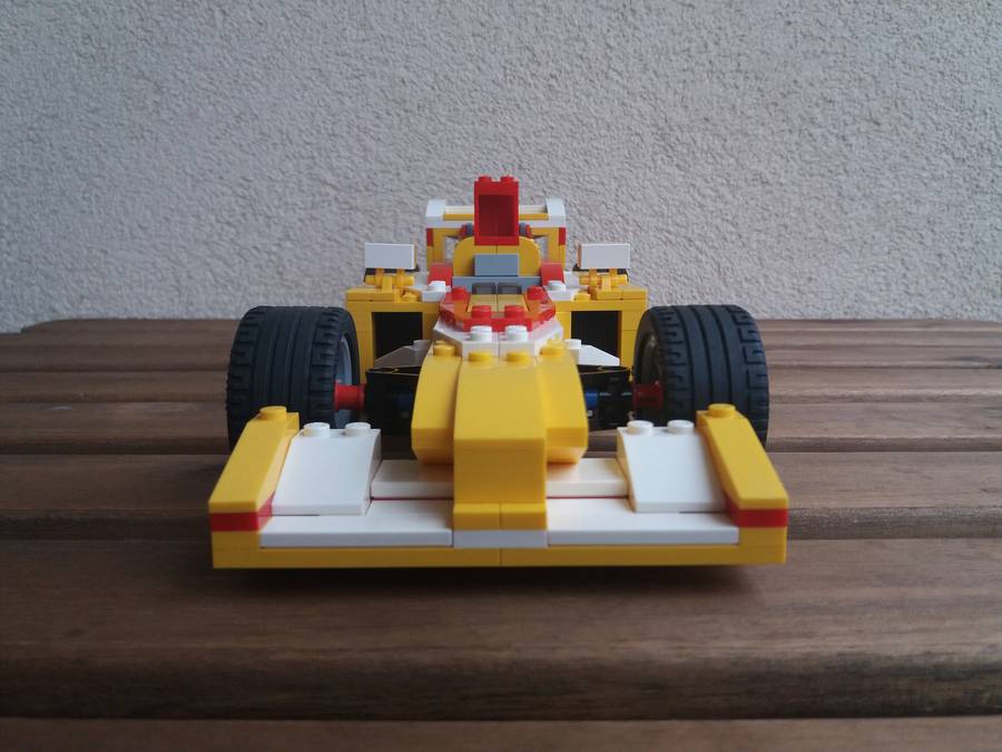 F1 versenyautó