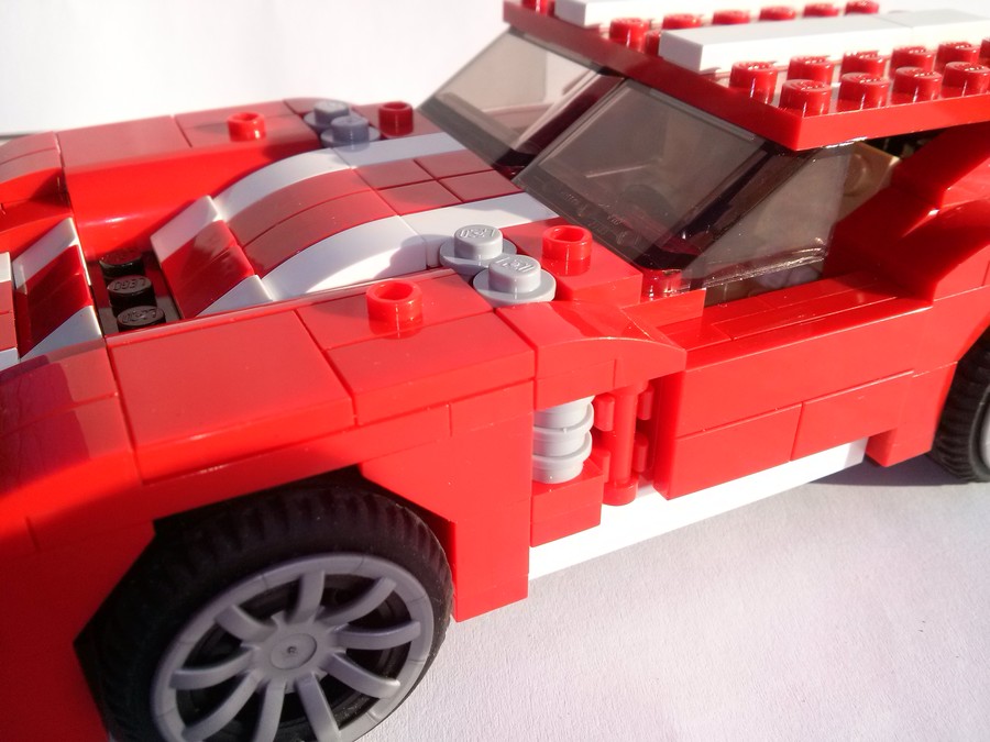 LEGO Renovo Coupe