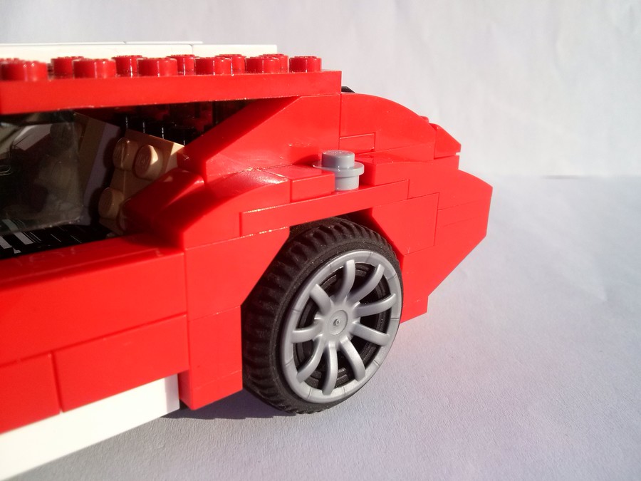 LEGO Renovo Coupe