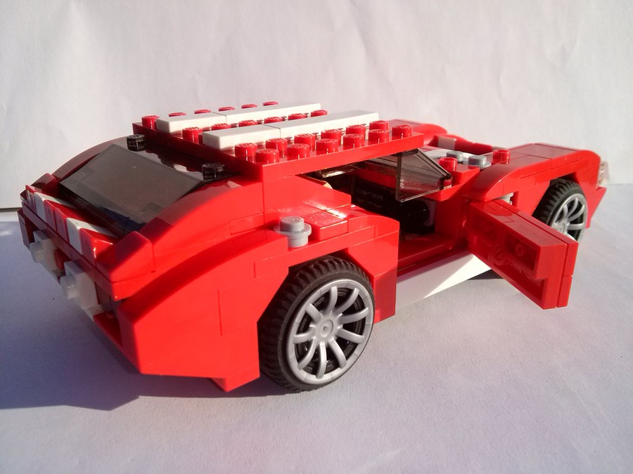 LEGO Renovo Coupe