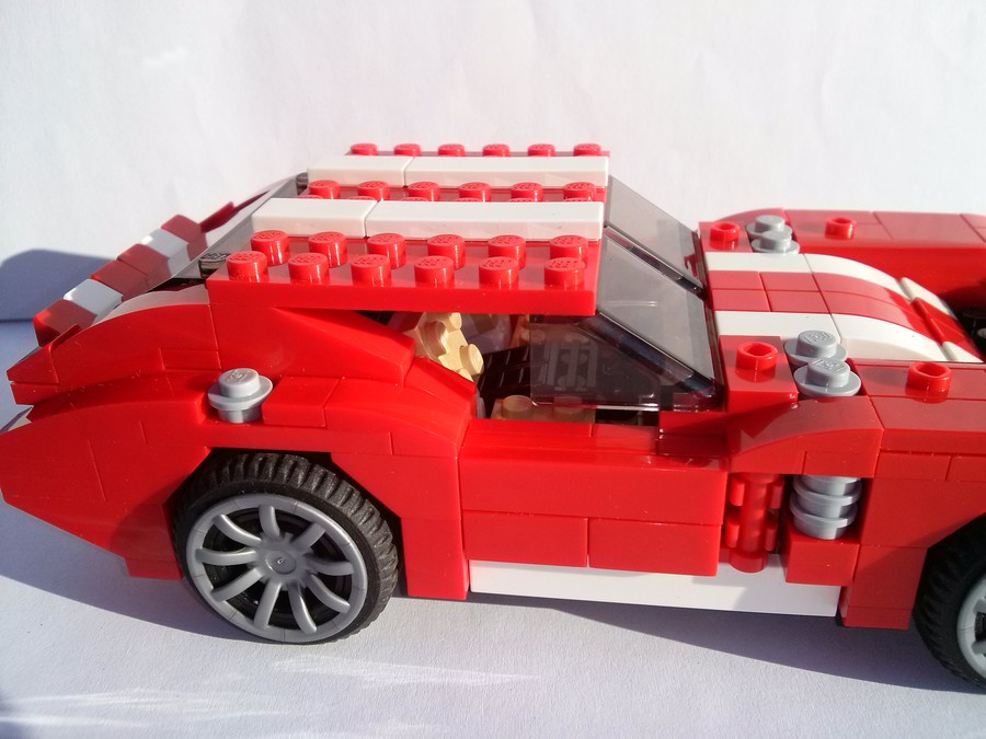 LEGO Renovo Coupe