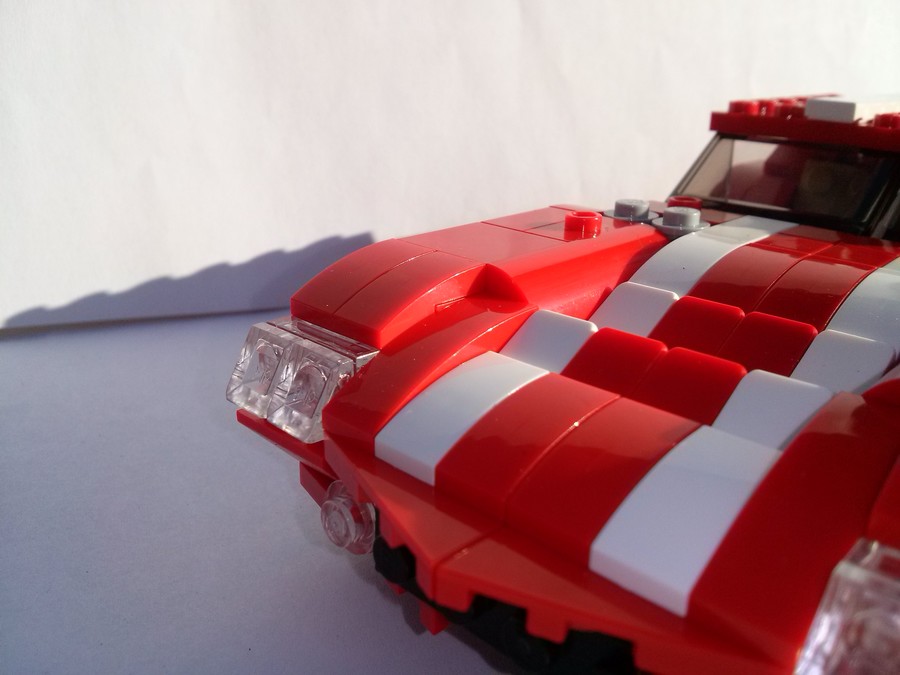 LEGO Renovo Coupe