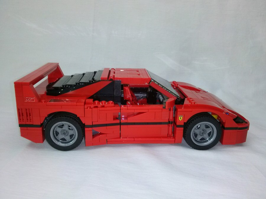LEGO 10248 Ferrari F40