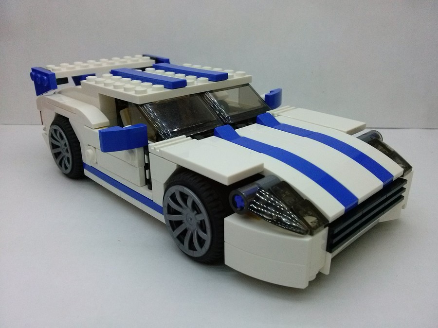 LEGO CREATOR autó
