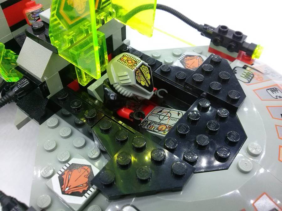 LEGO SYSTEM 6915 UFO Warp Wing-Fighter