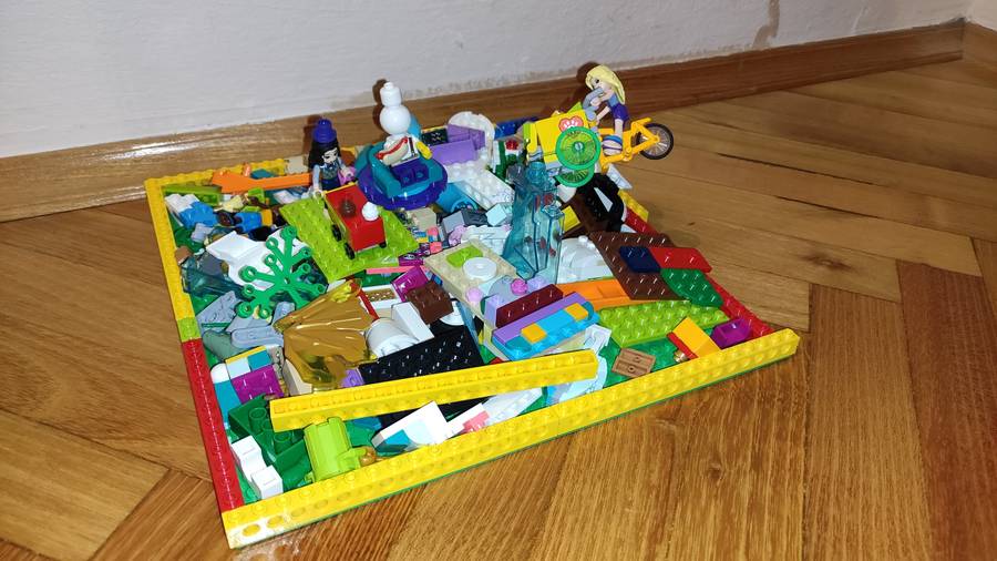 Lego bolygó életképek