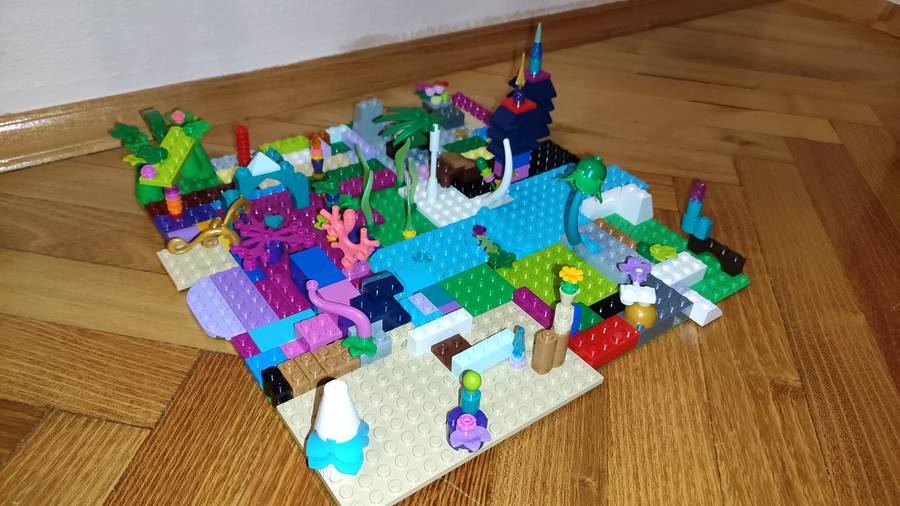 Lego bolygó életképek