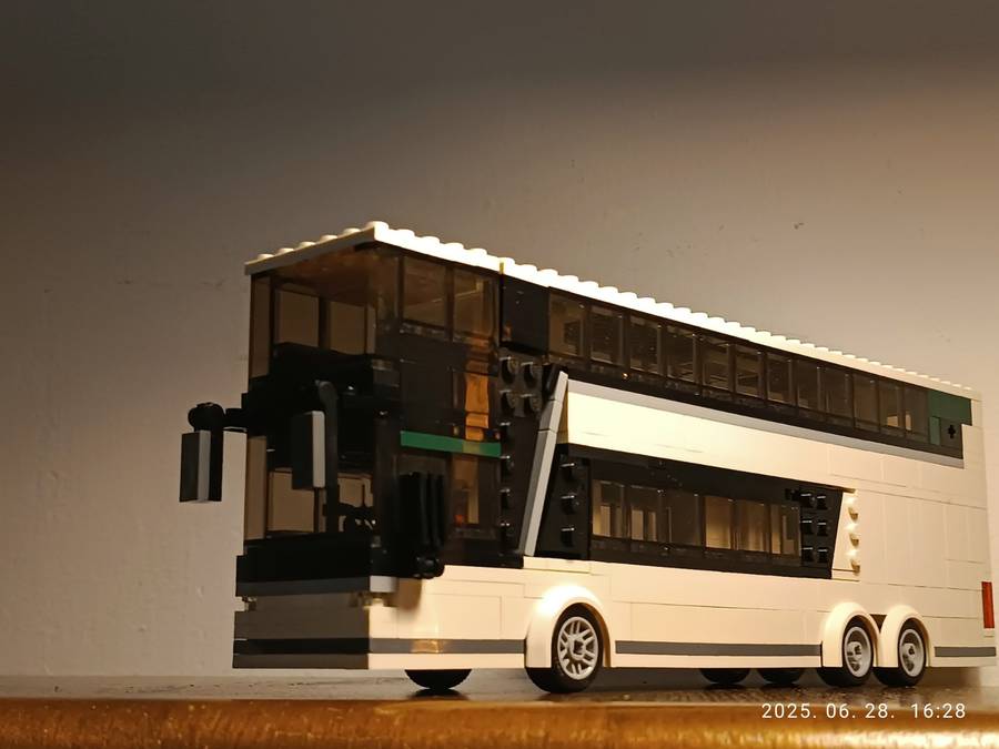 Van Hool TDX 27 Astromega turistabusz