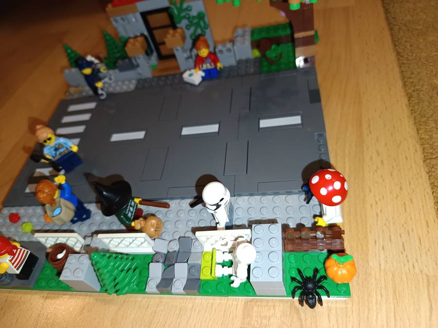 Halloween-utcarészlet