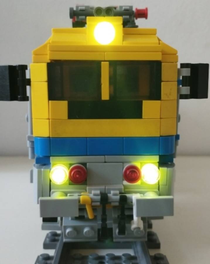 Papagáj Szili v43 