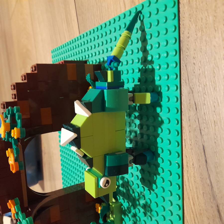 Tivornyás a postás levelet hozott