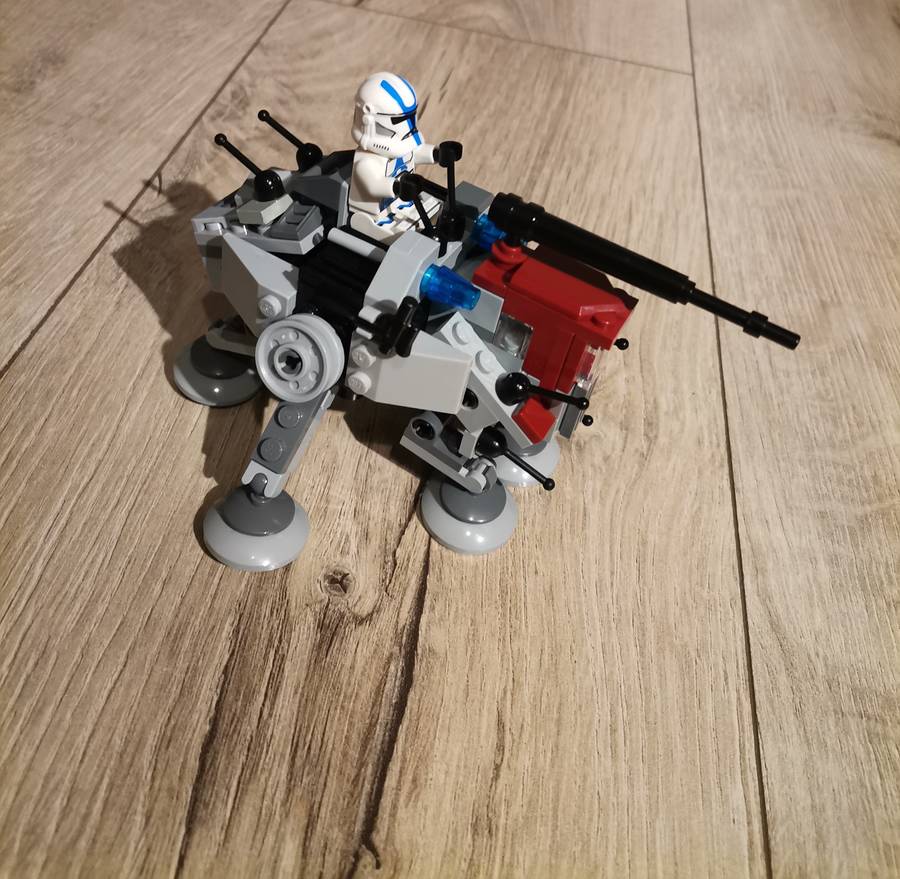 AT-TE microfighter