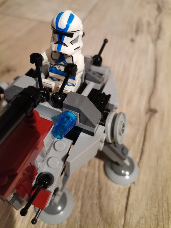 AT-TE microfighter
