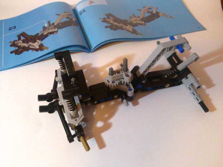 Lego Technic 9392 B modell, Verseny Buggy