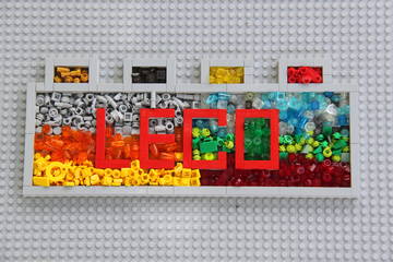 Lego felirat