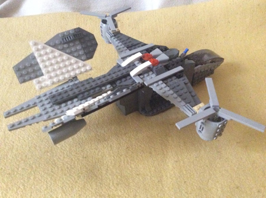 Lego Falcon