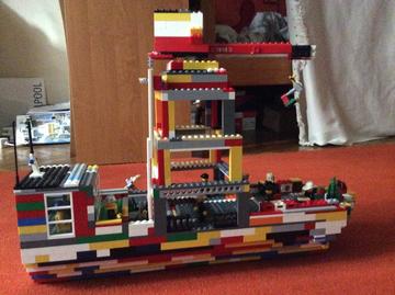 Lego teherhajó