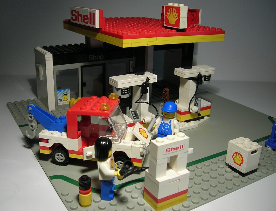 Shell Service Station