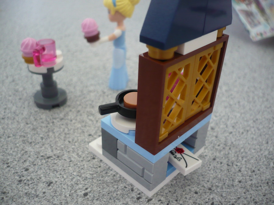 Hamupipőke konyhája (Lego 30551)