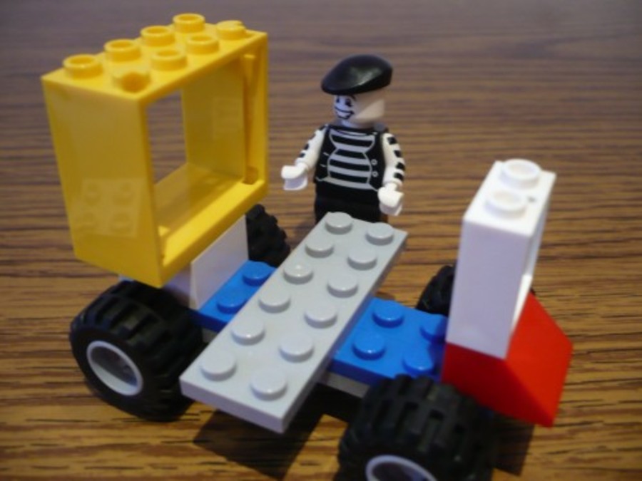 Lego építő társasjáték