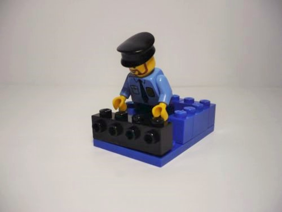 Rendőr Roland űrjáratban
