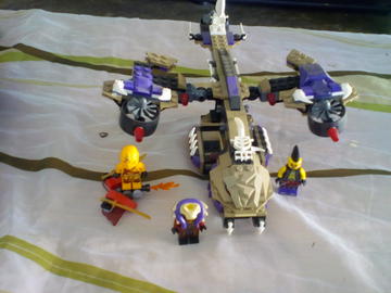 LEGO Ninjago Helikopteres Condrai támadás