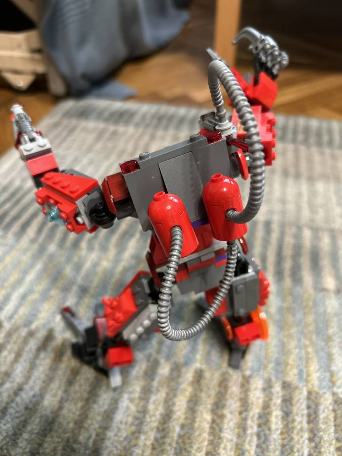 Piros robot