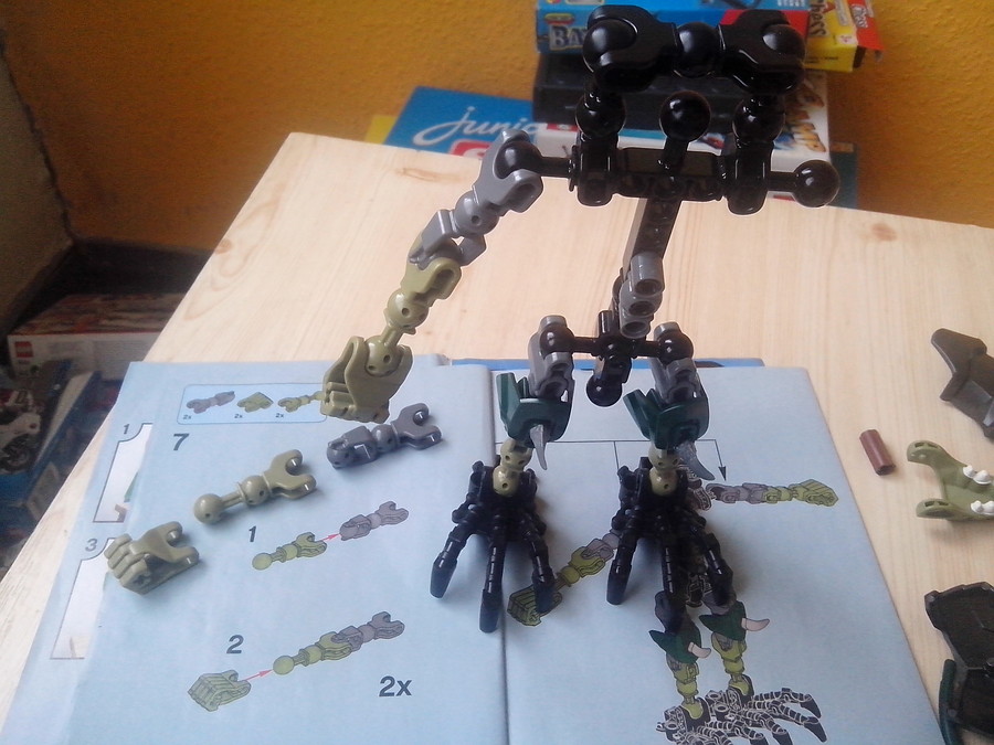 LEGO CHIMA: CHI Cragger 