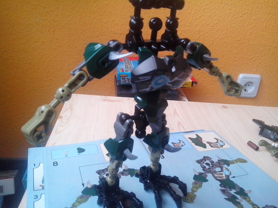 LEGO CHIMA: CHI Cragger 