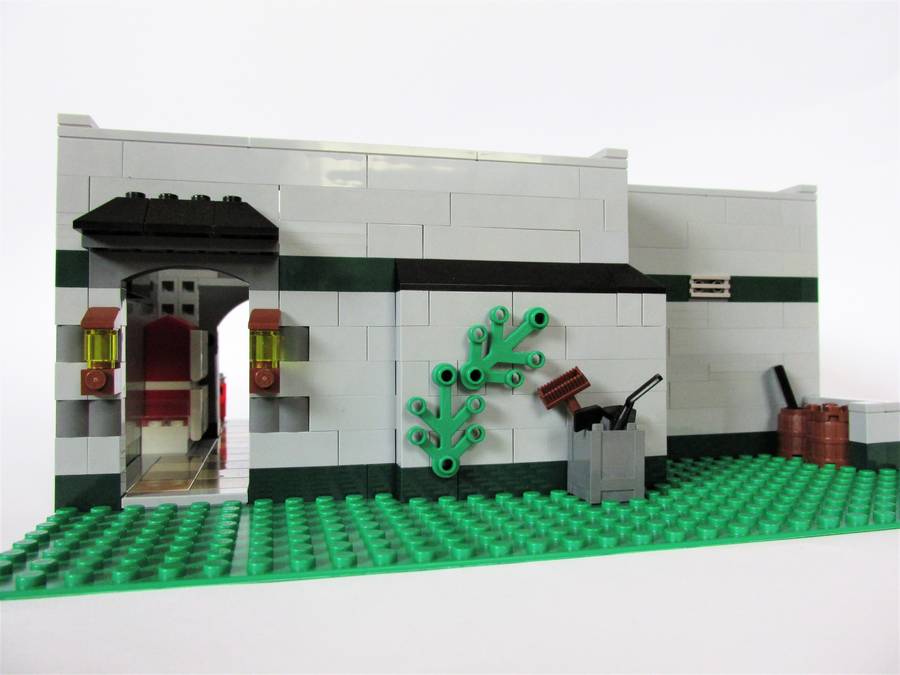LEGO 10185 Green Grocer