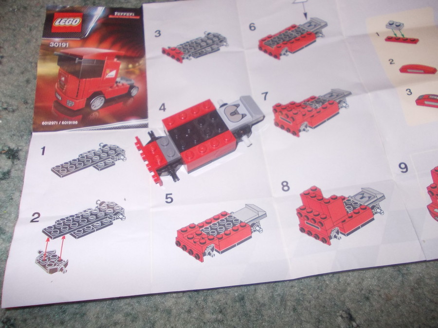 Scuderia Ferrari Truck Fél automata motor 