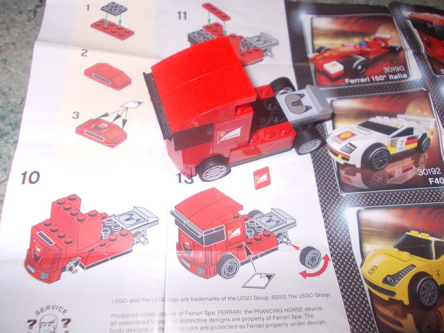 Scuderia Ferrari Truck Fél automata motor 