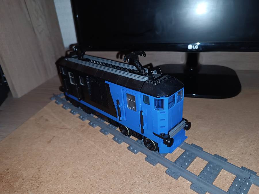 Kék-Fekete mozdony