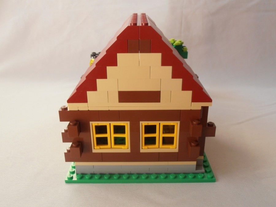 5766 Another Log Cabin