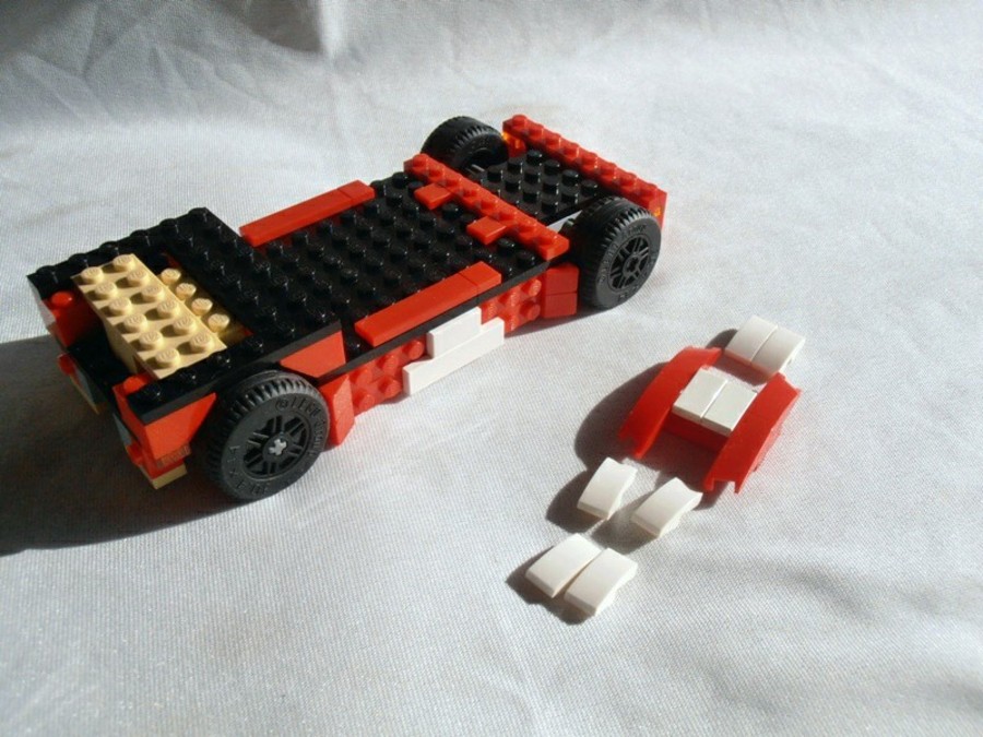 31024 Roaring Race Truck