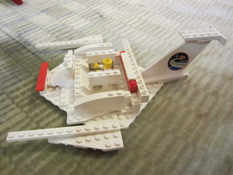 A 3 éves öcsém saját építésű űrhajója