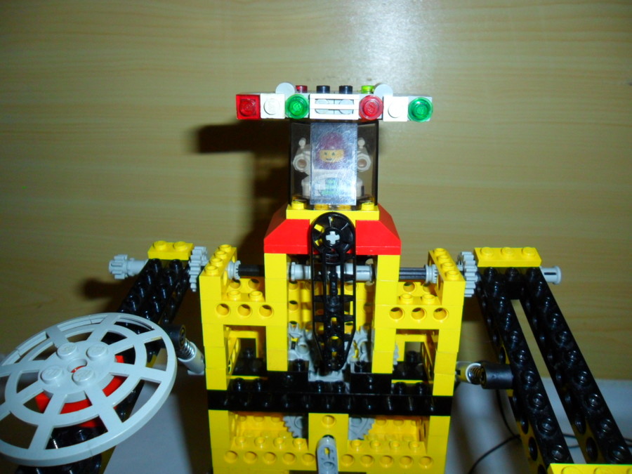 Lego technik mozgó robot