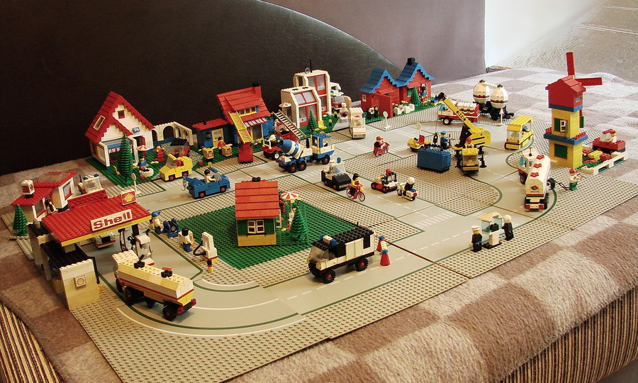 Lego város az 1980-as évekből