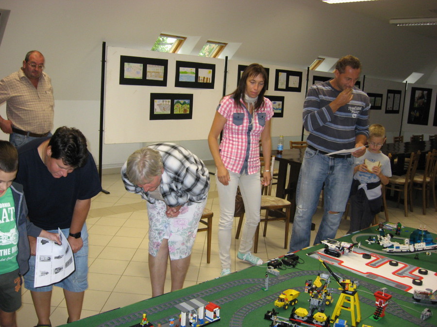 Lego kiállítás a Faluházban