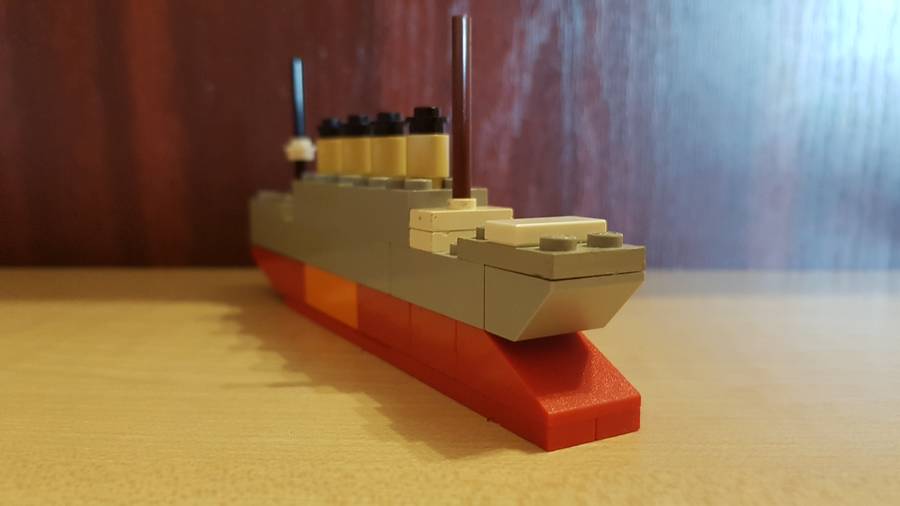 R.M.S. TITANIC (MINI)